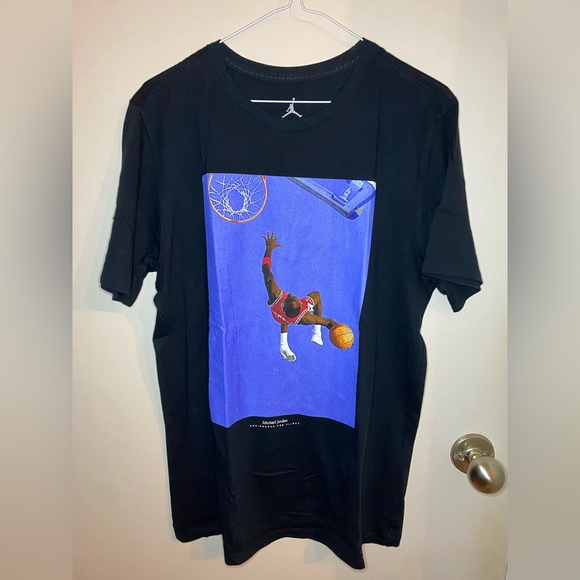 Air Jordan T-Shirt - US M - Picture 1 of 4